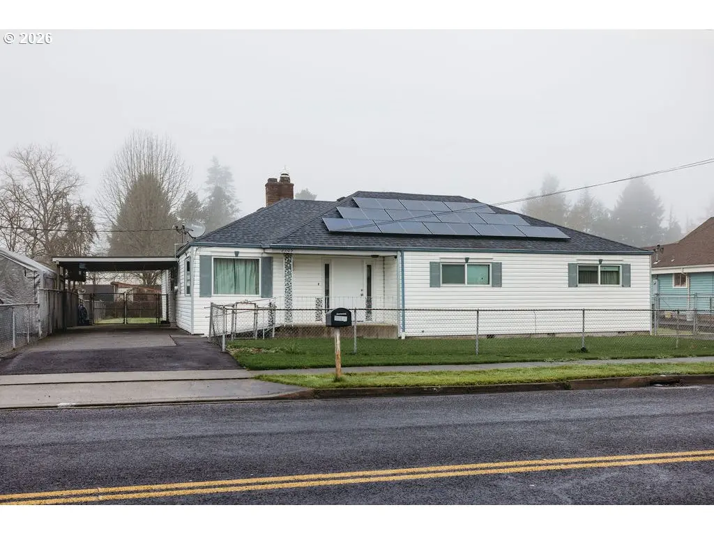 2209 42ND AVE, Longview, WA 98632