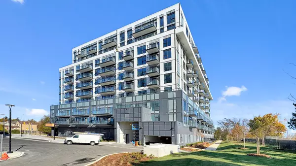 Toronto E11, ON M1B 0G1,7439 Kingston RD #821A