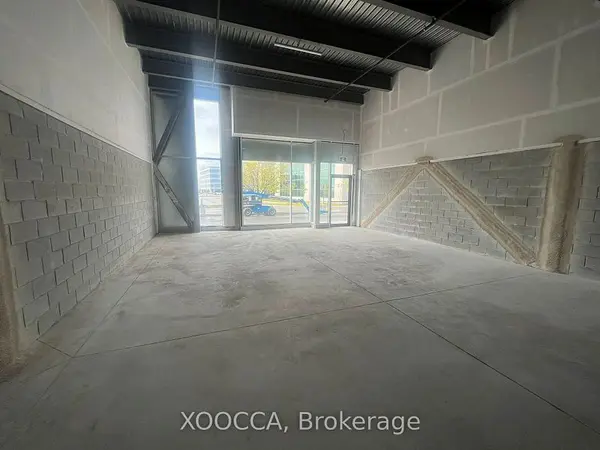 5266 Solar DR #B103, Mississauga, ON L4W 5M8