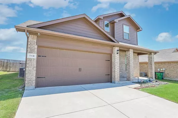 Ponder, TX 76259,316 Fairgrounds Lane