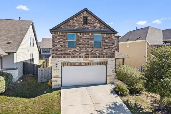 Buda, TX 78610,197 Eves Necklace