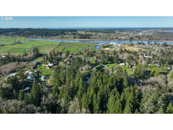 VL Lyngstad Heights LN #1902, Astoria, OR 97103