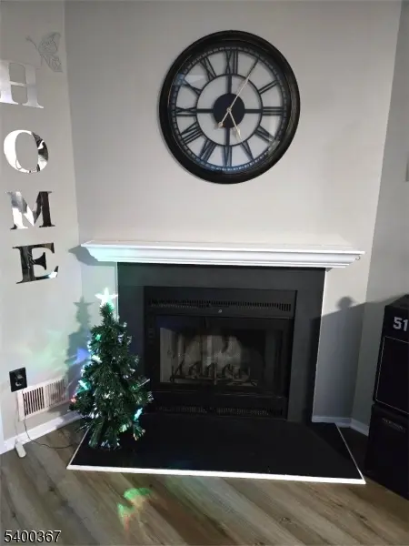 314 Spruce Hills Dr, Glen Gardner Boro, NJ 08826