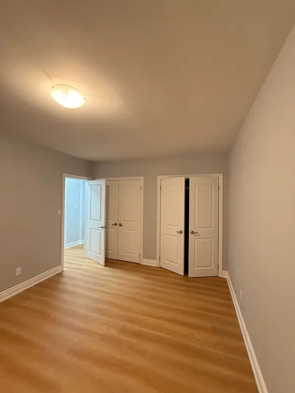 2226 Mountainside DR, Burlington, ON L7P 1B5