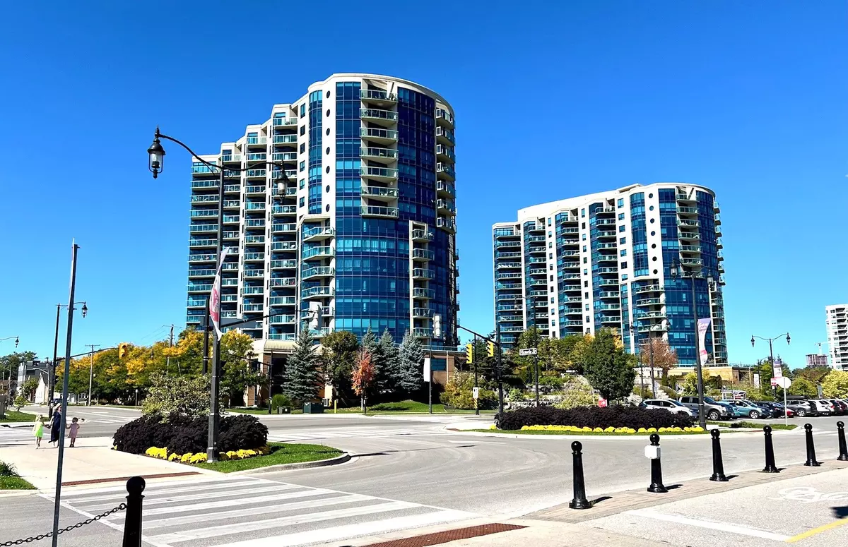 Barrie, ON L4N 6E9,37 Ellen ST #1210