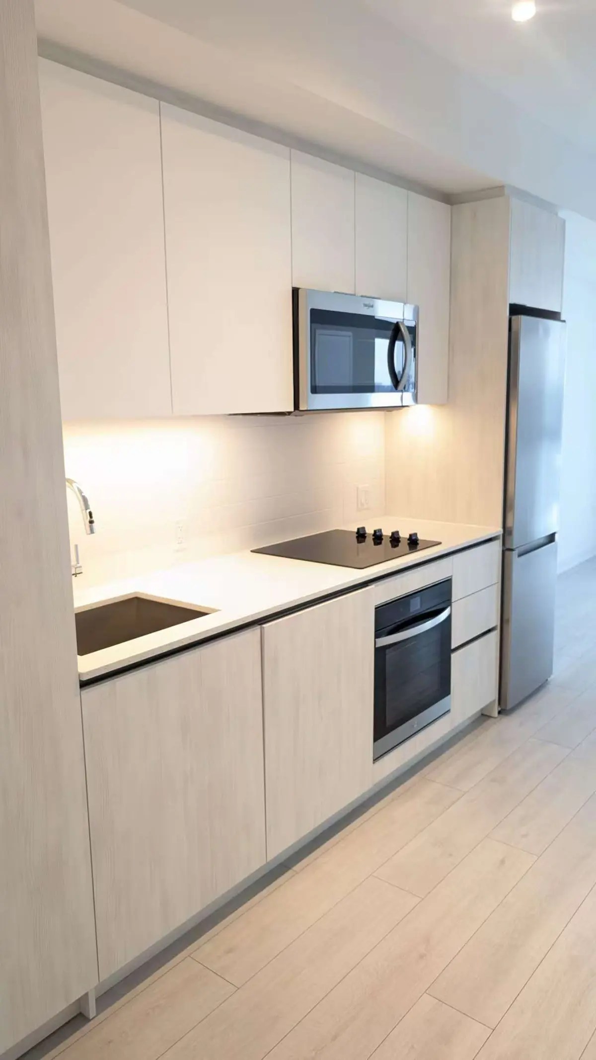 Toronto, ON M2M 3T3,5858 Yonge ST #924