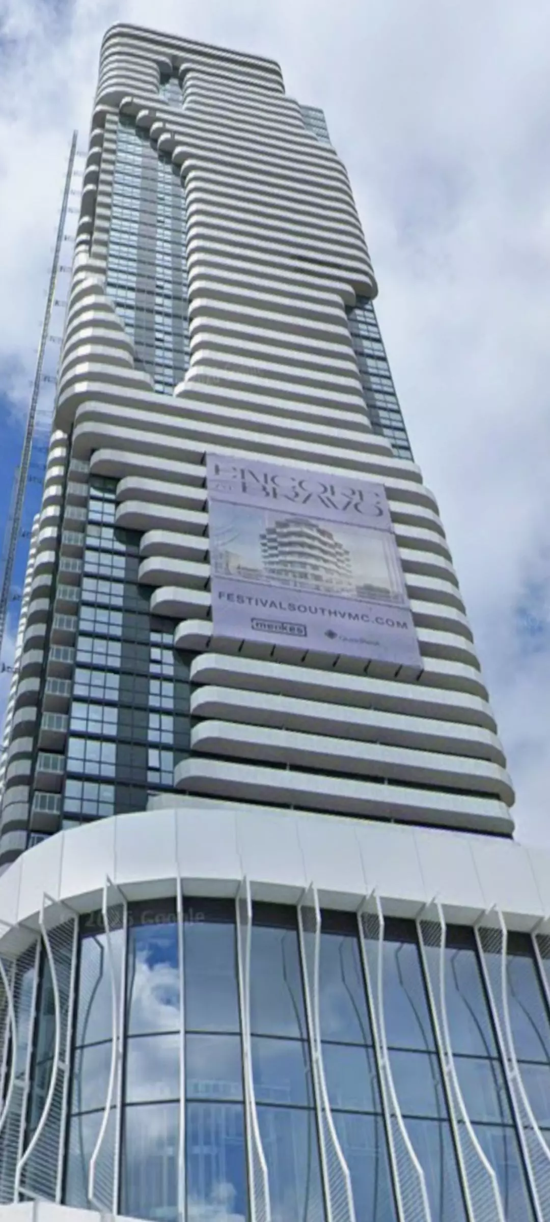 Vaughan, ON L4K 0R2,8 Interchange WAY #5607