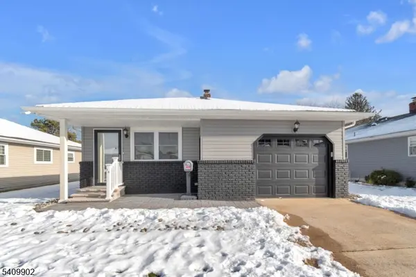 16 Bolans Ct, Berkeley Twp., NJ 08757