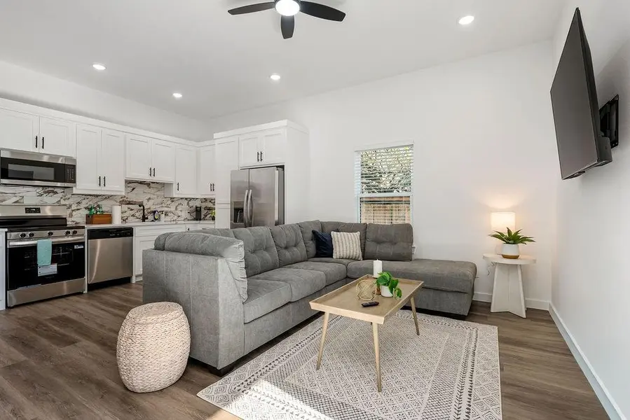 1313 Hunt, Commerce, TX 75428