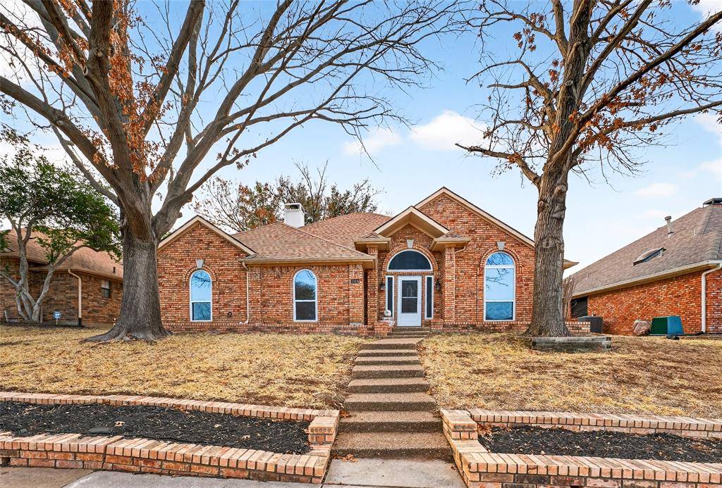 1316 Royal Palm Lane, Carrollton, TX 75007