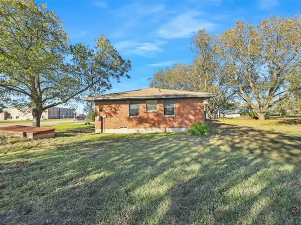 1206 N Powell Parkway, Anna, TX 75409