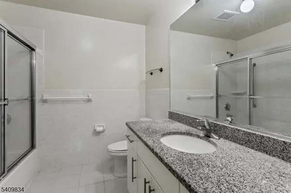 5 Astor Place, Springfield Twp., NJ 07081