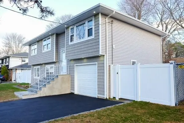 75 Fillmore AVE, Deer Park, NY 11729