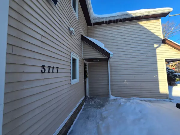 Fort Erie, ON L0S 1N0,3717 Hibbard ST #Main