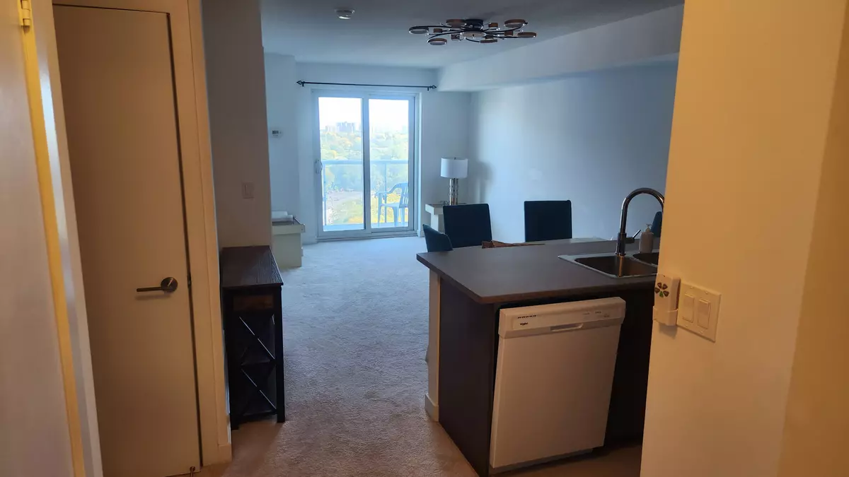 Toronto E08, ON M1J 0A9,1346 Danforth RD #1217