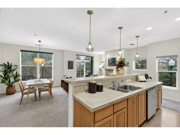 Beaverton, OR 97006,108 NE CANVASBACK WAY #201