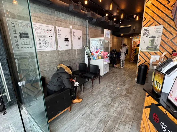 394 Spadina AVE, Toronto C01, ON M5T 2G5