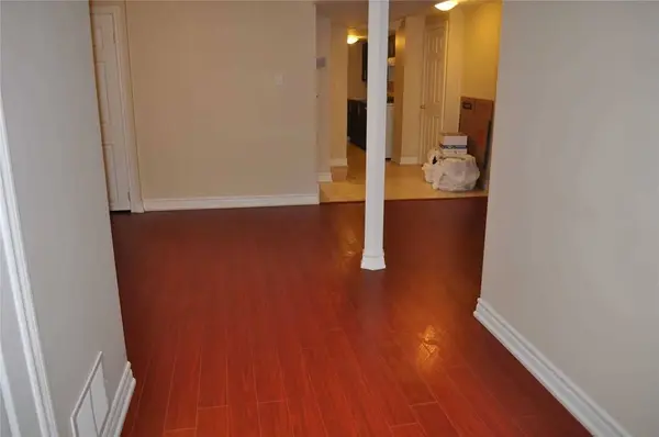 75 Highhill DR #Bsmt, Toronto E05, ON M1T 1N8