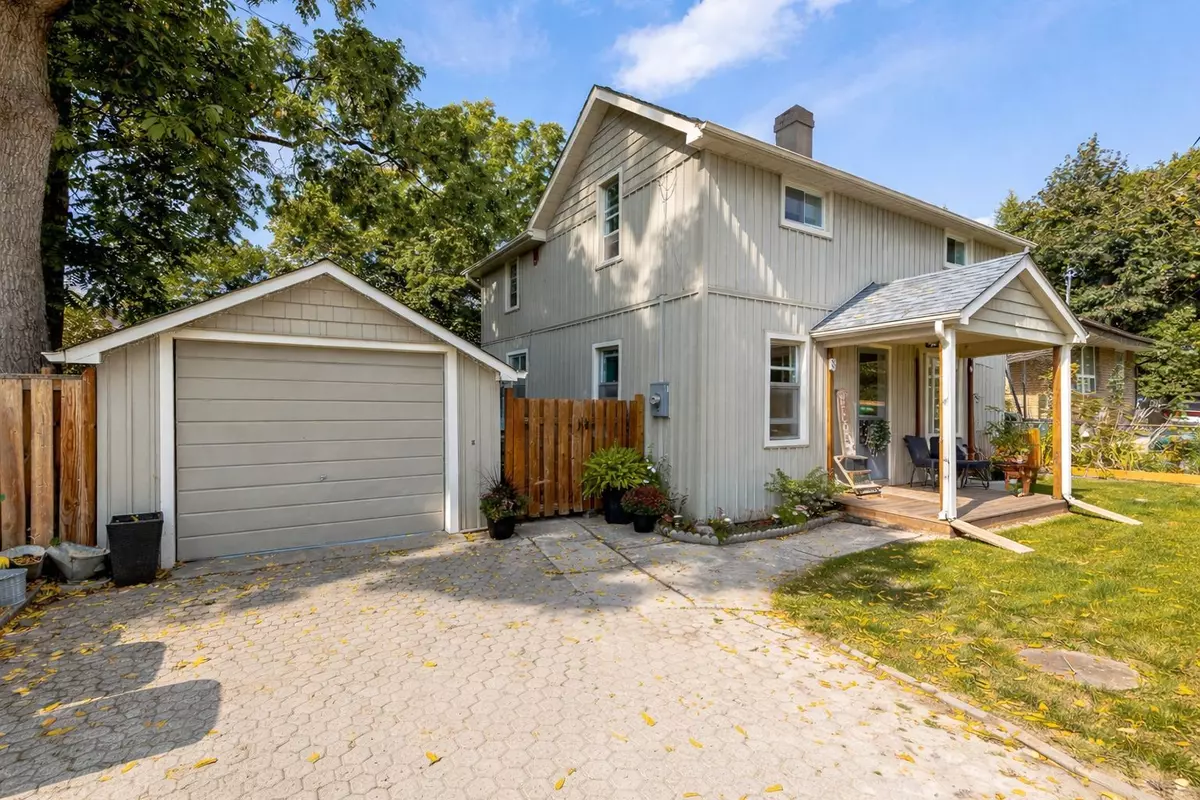 Brampton, ON L6V 1K8,3 Bird AVE