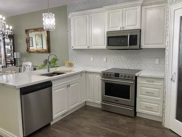 Belleville, ON K8N 0J9,33 Farmington CRES