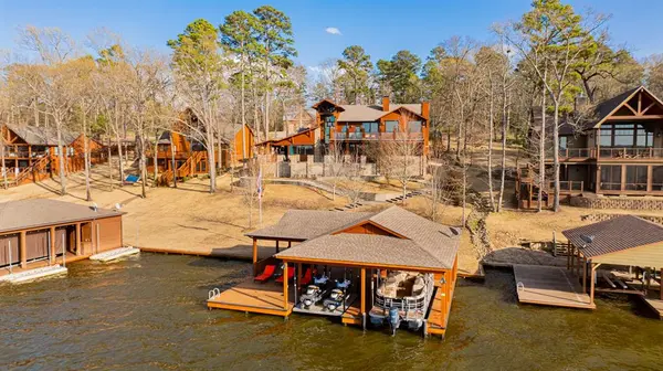 1584 Charlya Drive, Scroggins, TX 75480