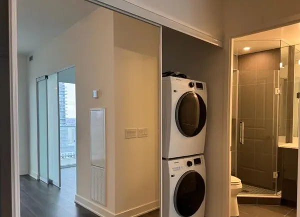 Toronto, ON M5B 0C7,100 Dalhousie ST #1906