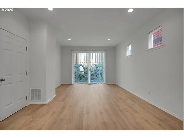 20669 SW SKIVER ST, Beaverton, OR 97078