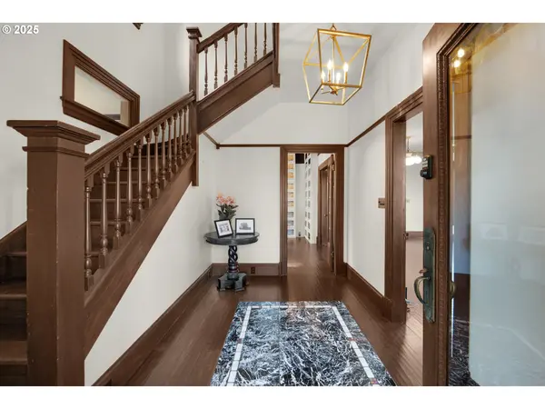 1175 11TH ST, Astoria, OR 97103