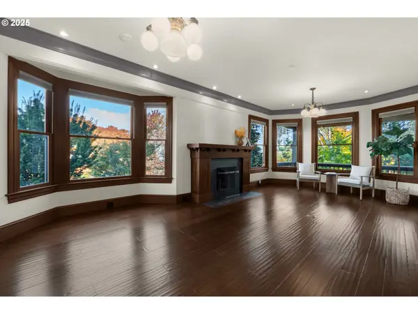 1175 11TH ST, Astoria, OR 97103