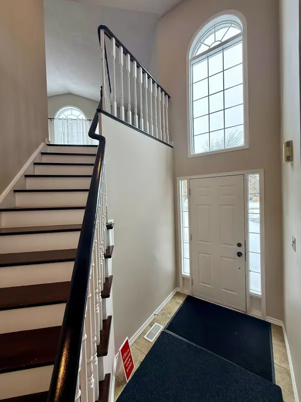 1901 Pine Grove AVE, Pickering, ON L1V 6T1