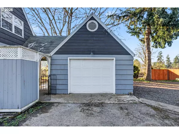 Amity, OR 97101,20560 S Hwy 99W