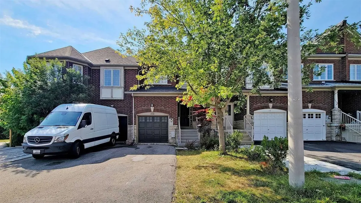112 Revelstoke CRES, Richmond Hill, ON L4B 4T5