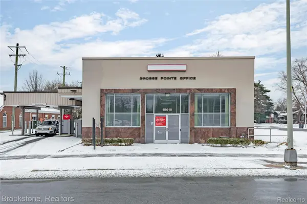 15010 E Jefferson AVE, Grosse Pointe Park, MI 48230