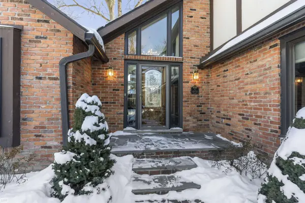 1030 Bishop RD, Grosse Pointe Park, MI 48230