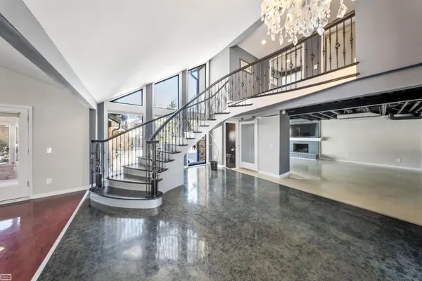 1030 Bishop RD, Grosse Pointe Park, MI 48230