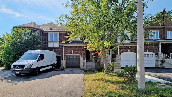 112 Revelstoke CRES, Richmond Hill, ON L4B 4T5