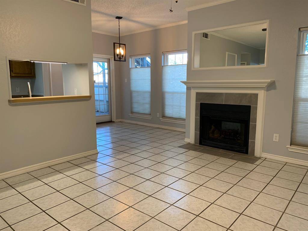 1609 Marsh Lane #110, Carrollton, TX 75006