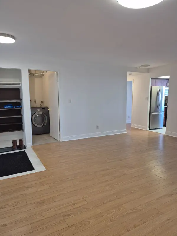 80 Alton Towers CIR #202, Toronto E07, ON M1V 5E8