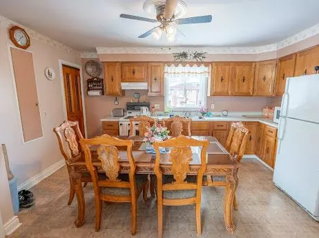 Cornwall, ON K6J 4X2,1342 Newark AVE