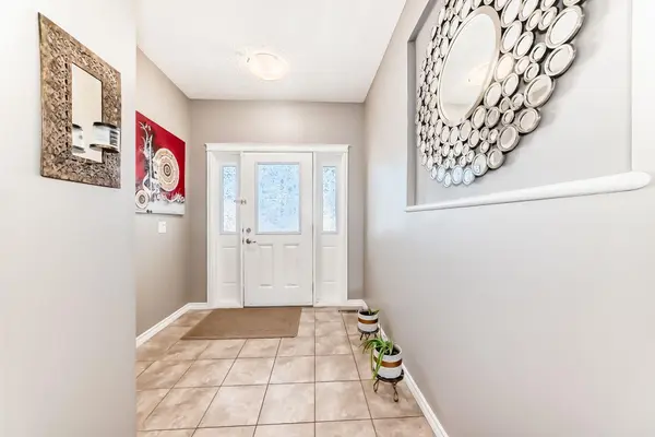 108 Seagreen LN, Chestermere, AB T1X0E8