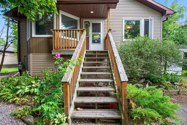 281 Harvie RD, Barrie, ON L4N 8J5