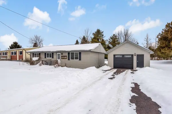 40 YORK ST, Newbury, ON N0L 1Z0