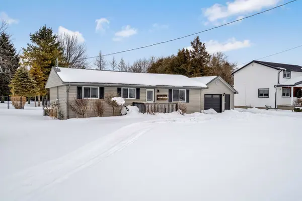 40 YORK ST, Newbury, ON N0L 1Z0