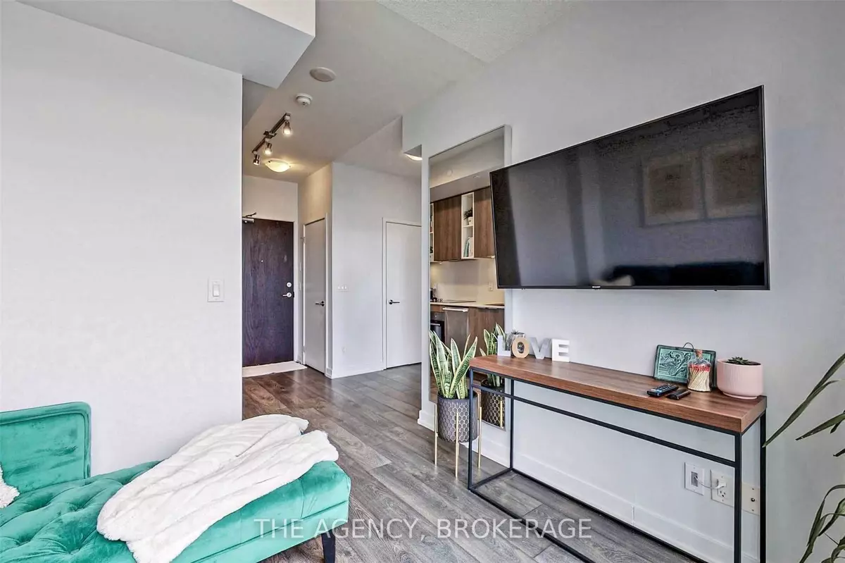 Toronto C08, ON M5A 0B9,200 Sackville ST #1003