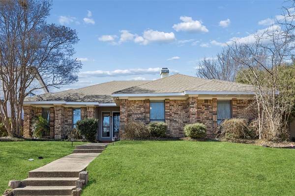 3031 Rambling Drive, Dallas, TX 75228