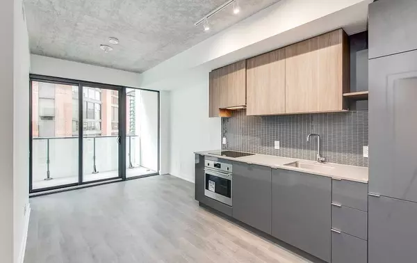 Toronto C10, ON M4P 0C8,161 Roehampton AVE #624