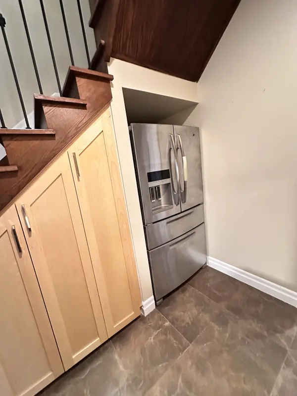 1075 Big Bay Point RD, Barrie, ON L9J 0A2