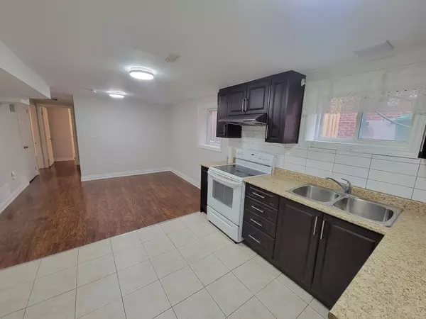 Brampton, ON L6V 3E2,77 Ashford CT #Lower