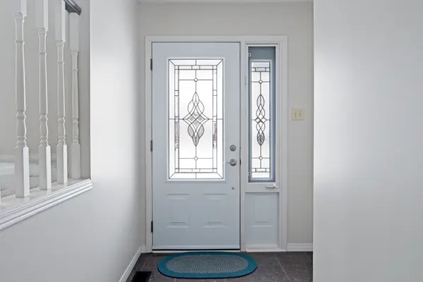 12 Victoria AVE, Smith-ennismore-lakefield, ON K0L 2H0