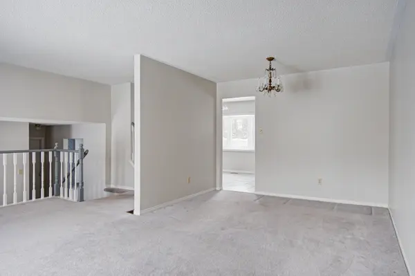 12 Victoria AVE, Smith-ennismore-lakefield, ON K0L 2H0